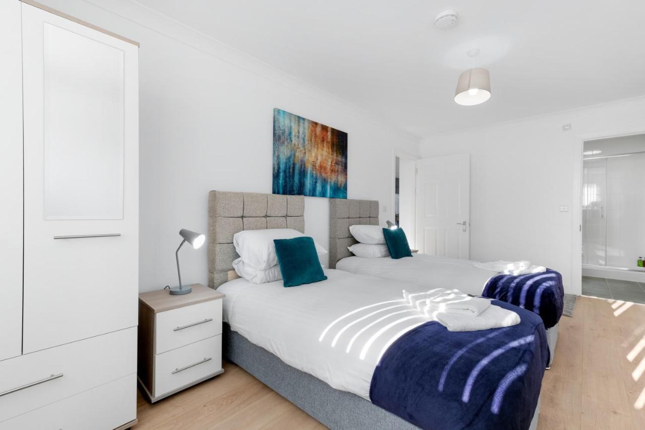 Pinewood Studios, Iver Slough Heathrow 1 & 2 Bedroom Apartments With Parking By Arista Living Extérieur photo